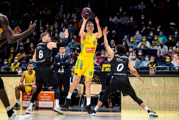 防守强度确 防守强度确