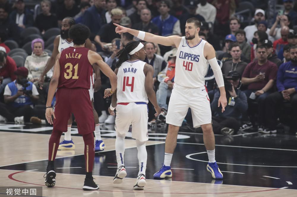 此场胜利不 此场胜利不